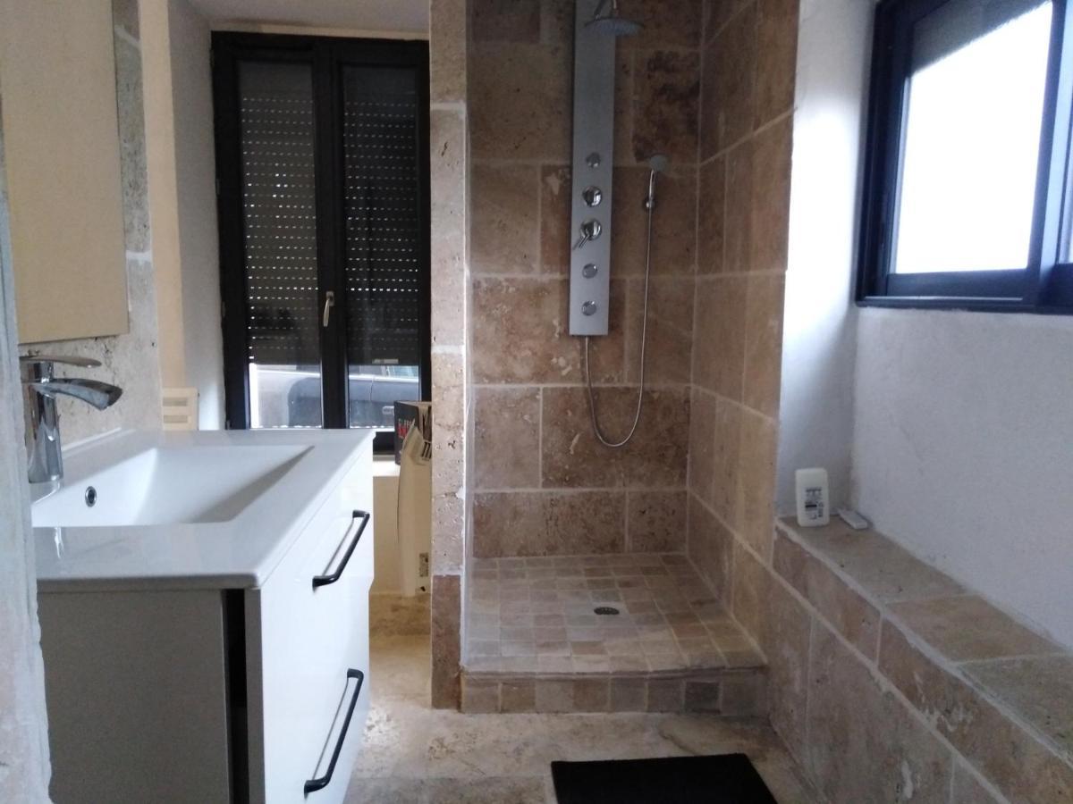 maison a bizanet avec piscine Exterior foto
